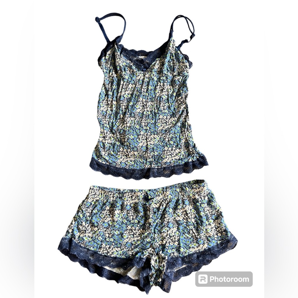 Rene Rofe Blue Floral Pajama Set